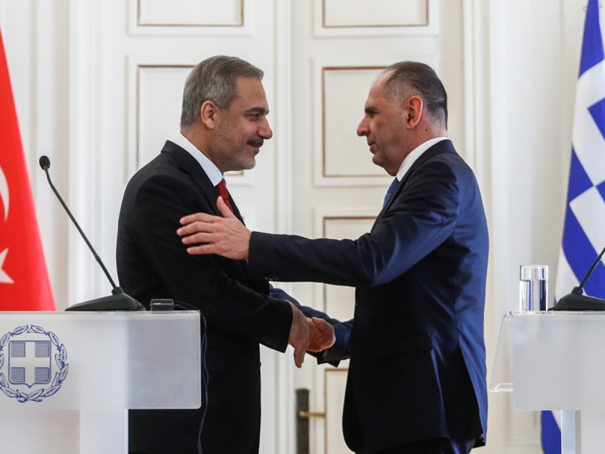 Επικοινωνία Γεραπετρίτη – Φιντάν για τις εξελίξεις στη Μέση Ανατολή