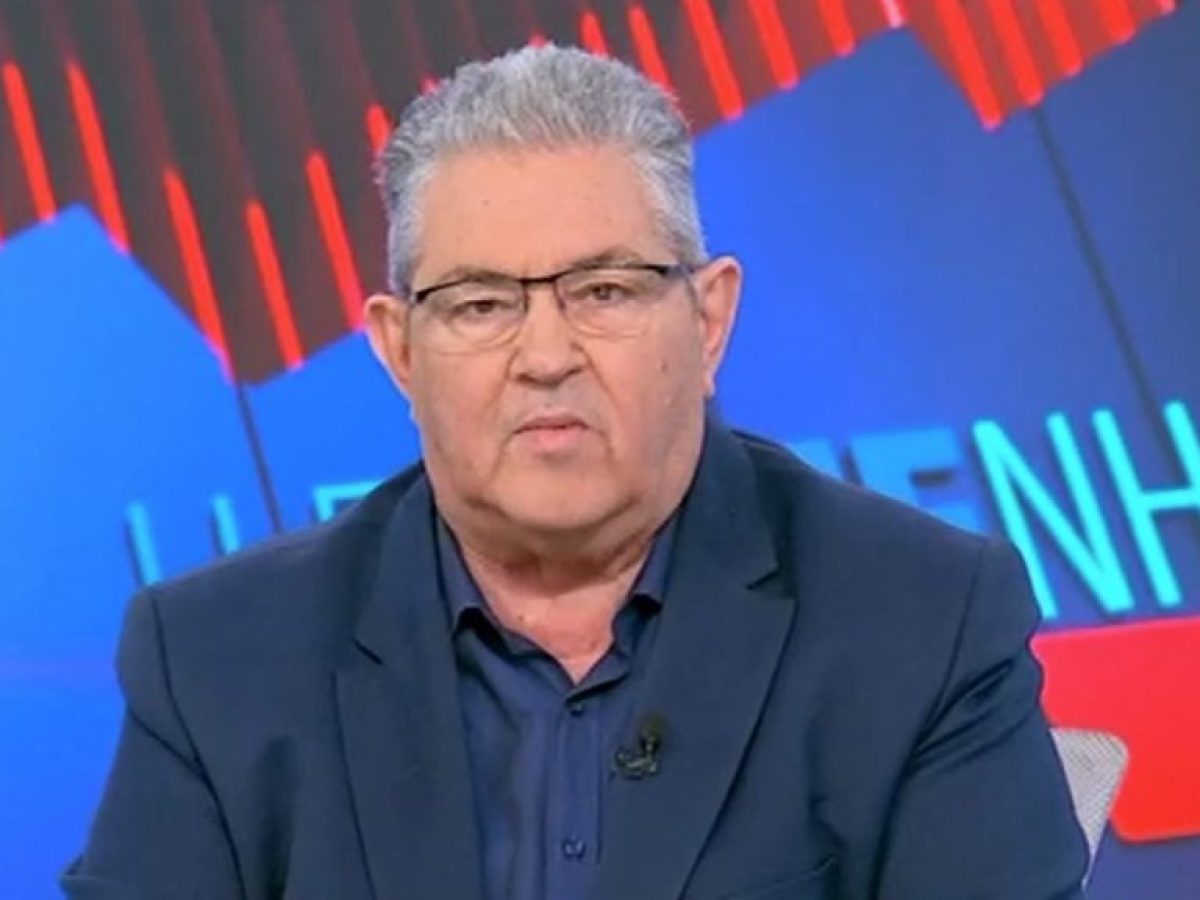 Επιμένει ο Κουτσούμπας: «Δύο ιρανικά drones είχαν στόχο τη βάση της Σούδας»