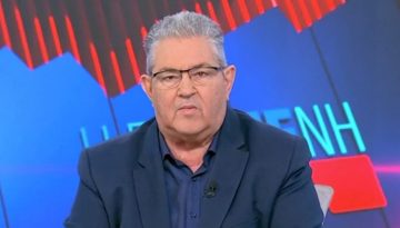 Επιμένει ο Κουτσούμπας: «Δύο ιρανικά drones είχαν στόχο τη βάση της Σούδας»