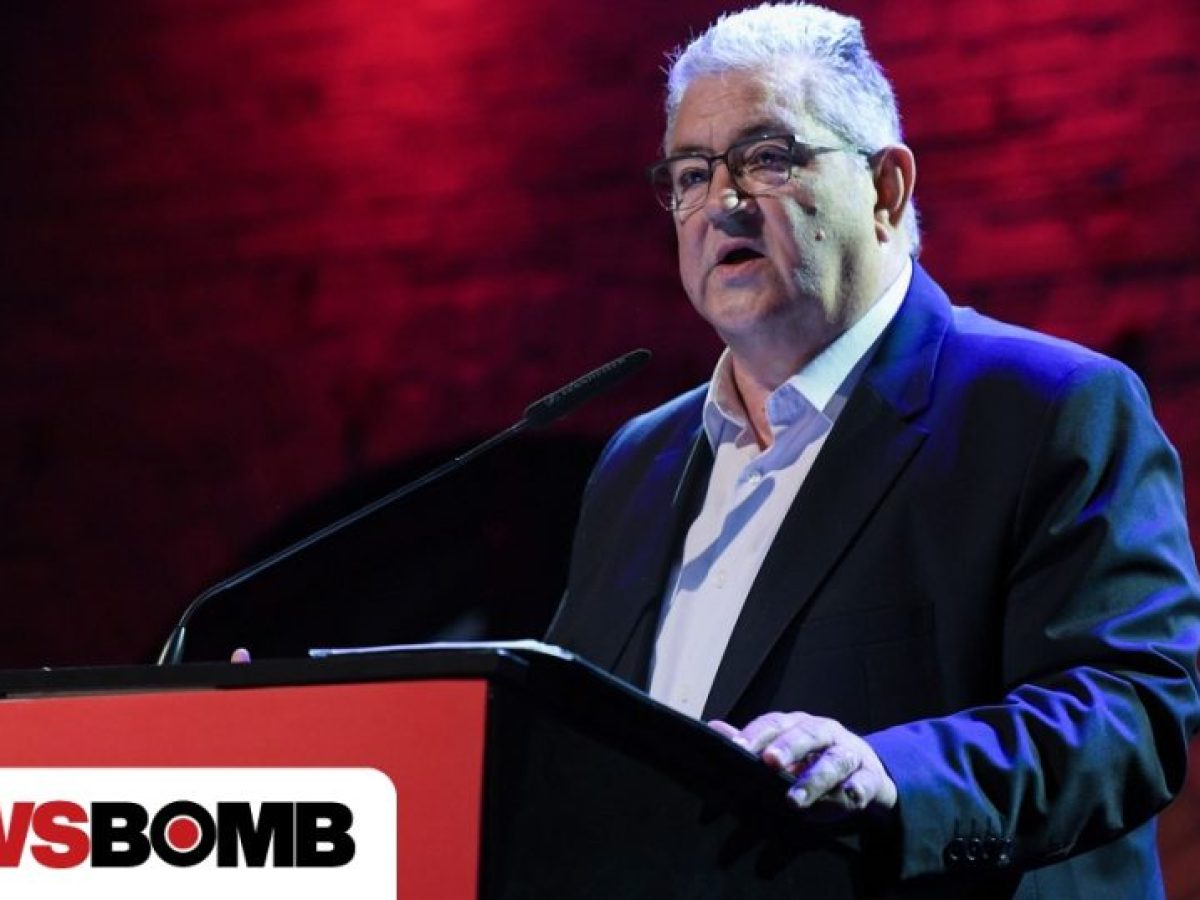 Επιμένει ο Κουτσούμπας για τα drones και τη Σούδα