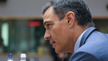 Επιστολή Σάντσεθ στον Ανδρουλάκη για το Συνέδριο του ΠΑΣΟΚ: «Χρειαζόμαστε προοδευτικά κόμματα στην κυβέρνηση»