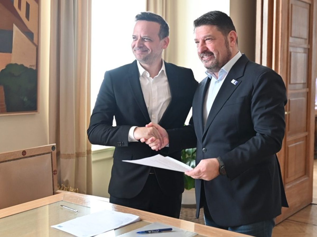 Επίθεση Χαρδαλιά στον πρόεδρο της ΚΕΔΕ: «Παρωχημένη η προσέγγισή του», η αυτοδιοίκηση δεν πρέπει να διχάζει