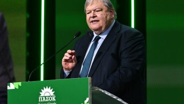 &Epsilon;&upsilon;ά&gamma;&gamma;&epsilon;&lambda;&omicron;&sigmaf; &Beta;&epsilon;&nu;&iota;&zeta;έ&lambda;&omicron;&sigmaf;: &Tau;&omicron; &Pi;&Alpha;&Sigma;&Omicron;&Kappa; &omicron;&phi;&epsilon;ί&lambda;&epsilon;&iota; έ&nu;&alpha;&nu;&tau;&iota; &tau;&eta;&sigmaf; &chi;ώ&rho;&alpha;&sigmaf; &nu;&alpha; &theta;έ&sigma;&epsilon;&iota; &omega;&sigmaf; &epsilon;&kappa;&lambda;&omicron;&gamma;&iota;&kappa;ό &sigma;&tau;ό&chi;&omicron; &tau;&eta; &nu;ί&kappa;&eta; &tau;&omicron;&upsilon;