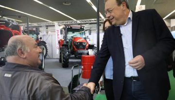 Φάμελλος: «Εμείς είμαστε με τη μεριά των αγροτών, όχι με τα συμφέροντα των μεγάλων εταιρειών»