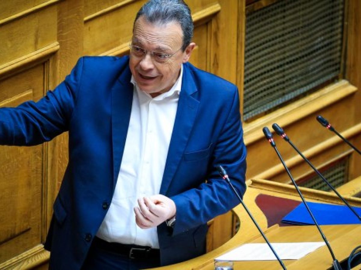 Φάμελλος: Καμία εμπλοκή της Ελλάδας στον πόλεμο των Τραμπ – Νετανιάχου