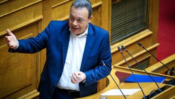 &Phi;ά&mu;&epsilon;&lambda;&lambda;&omicron;&sigmaf;: &Kappa;&alpha;&mu;ί&alpha; &epsilon;&mu;&pi;&lambda;&omicron;&kappa;ή &tau;&eta;&sigmaf; &Epsilon;&lambda;&lambda;ά&delta;&alpha;&sigmaf; &sigma;&tau;&omicron;&nu; &pi;ό&lambda;&epsilon;&mu;&omicron; &tau;&omega;&nu; &Tau;&rho;&alpha;&mu;&pi; &ndash; &Nu;&epsilon;&tau;&alpha;&nu;&iota;ά&chi;&omicron;&upsilon;