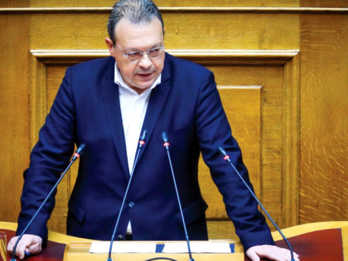 Φάμελλος: Αναιμική αύξηση του κατώτατου μισθού – Αιχμές στην κυβέρνηση για το σκάνδαλο των υποκλοπών