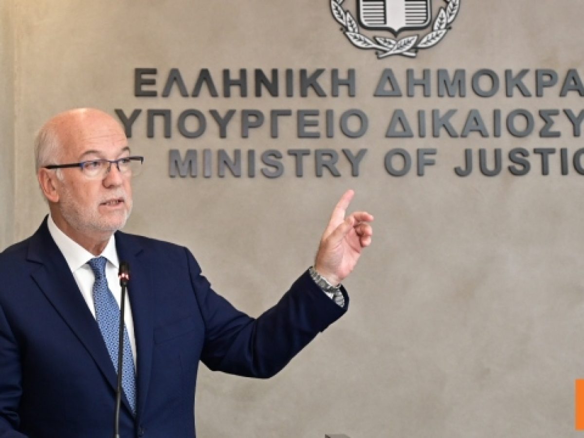 &Phi;&lambda;&omega;&rho;ί&delta;&eta;&sigmaf; &gamma;&iota;&alpha; &delta;ί&kappa;&eta; &Tau;&epsilon;&mu;&pi;ώ&nu;: &laquo;&Alpha;&nu; &kappa;ά&pi;&omicron;&iota;&omicron;&sigmaf; &mu;&omicron;&upsilon; &beta;&rho;&epsilon;&iota; &sigma;&tau;&eta;&nu; &Epsilon;&upsilon;&rho;ώ&pi;&eta; &mu;&epsilon;&gamma;&alpha;&lambda;ύ&tau;&epsilon;&rho;&eta; &alpha;ί&theta;&omicron;&upsilon;&sigma;&alpha;, &nu;&alpha; &mu;&omicron;&upsilon; &tau;&omicron; &pi;&epsilon;&iota;&raquo;