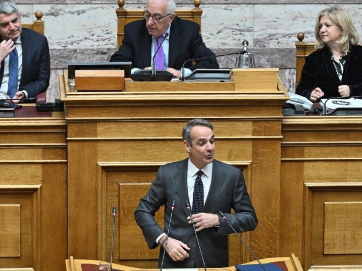 Γενέθλια χωρίς… ζάχαρη: Ο Μητσοτάκης γίνεται 58 ετών και ο Βελόπουλος ζητά κέρασμα