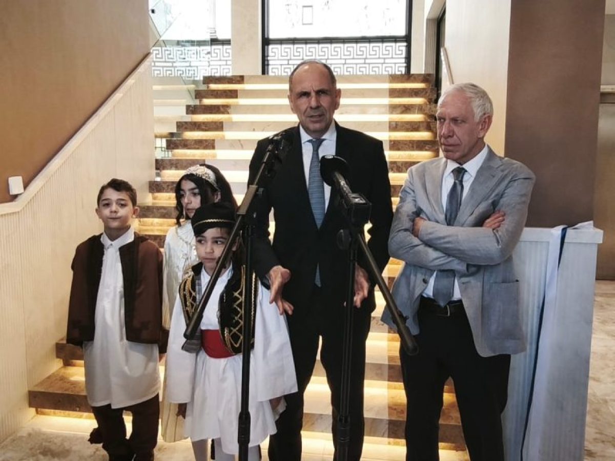 &Gamma;&epsilon;&rho;&alpha;&pi;&epsilon;&tau;&rho;ί&tau;&eta;&sigmaf;: &Alpha;&nu;&omicron;ί&gamma;&epsilon;&iota; &nu;έ&omicron; &kappa;&epsilon;&phi;ά&lambda;&alpha;&iota;&omicron; &sigma;&tau;&iota;&sigmaf; &sigma;&chi;έ&sigma;&epsilon;&iota;&sigmaf; &Epsilon;&lambda;&lambda;ά&delta;&alpha;&sigmaf;&ndash;&Lambda;&iota;&beta;ύ&eta;&sigmaf;
