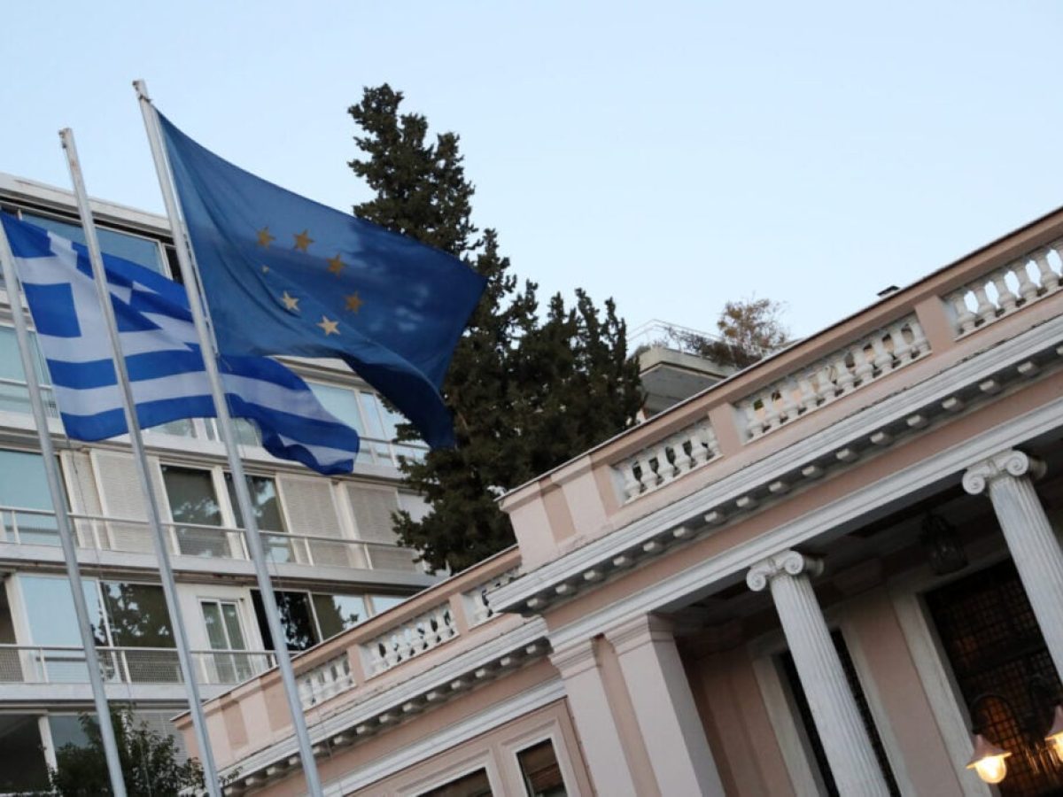 Γεραπετρίτης μετά το ΚΥΣΕΑ: Εγγυόμαστε την ασφάλεια των ελλήνων πολιτών στη Μέση Ανατολή