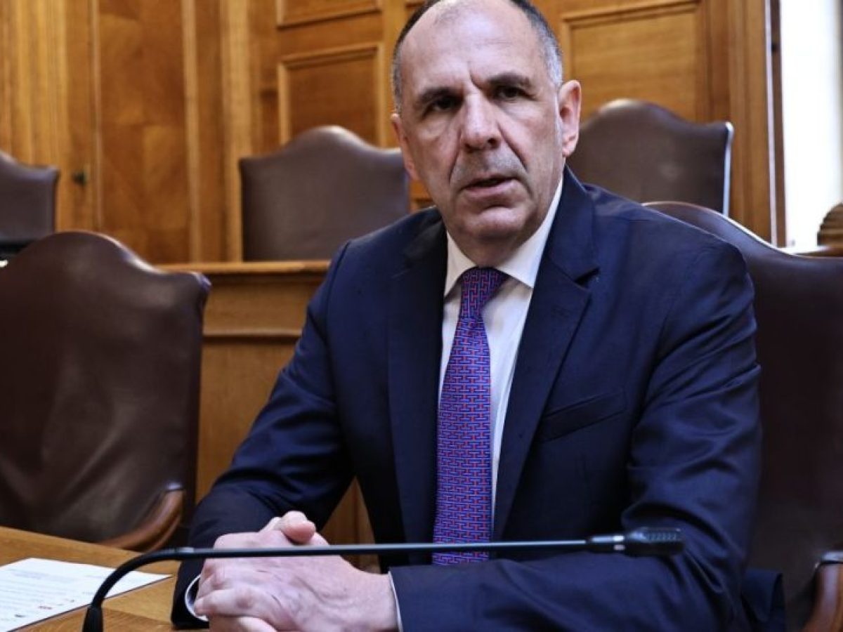 Γεραπετρίτης: Ασύμμετρα τα χτυπήματα του Ιράν λόγω έλλειψης ηγεσίας