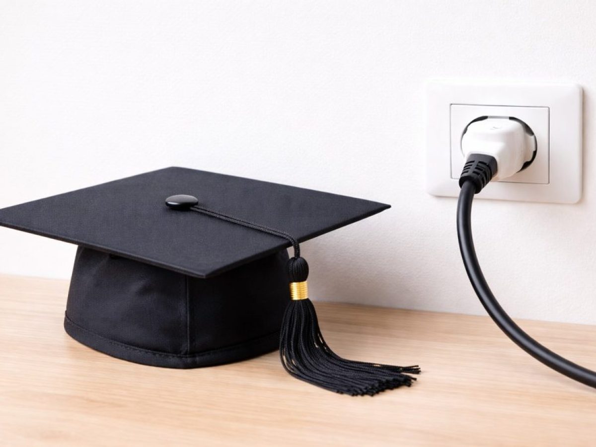 Η ΔΕΗ  ανοίγει ιδιωτικό Πανεπιστήμιο για να βγάζει «ηγέτες» στην πιάτσα