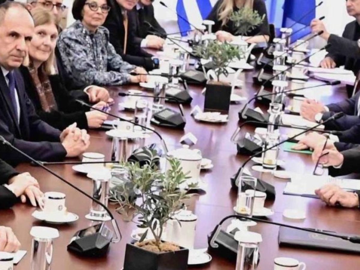 Η εξωτερική πολιτική σε στιγμές απείρου κάλλους