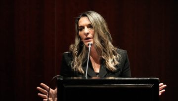 Η Πέτη Πέρκα νέα πρόεδρος της ΚΟ της Νέας Αριστεράς μετά την παραίτηση Χαρίτση