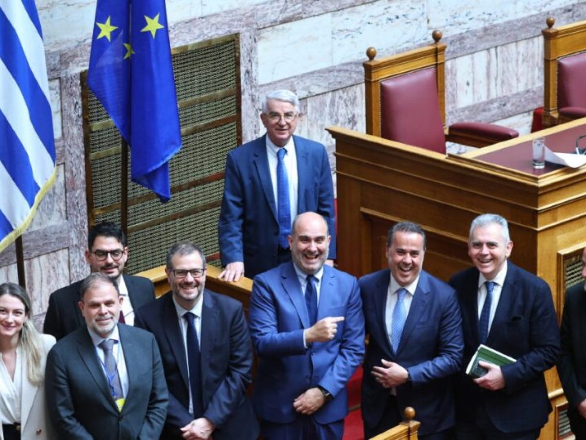 Υδρογονάνθρακες: Κατά πλειοψηφία κυρώθηκαν από τη Βουλή οι συμφωνίες με Chevron και Helleniq Energy – «Ιστορική στιγμή γι