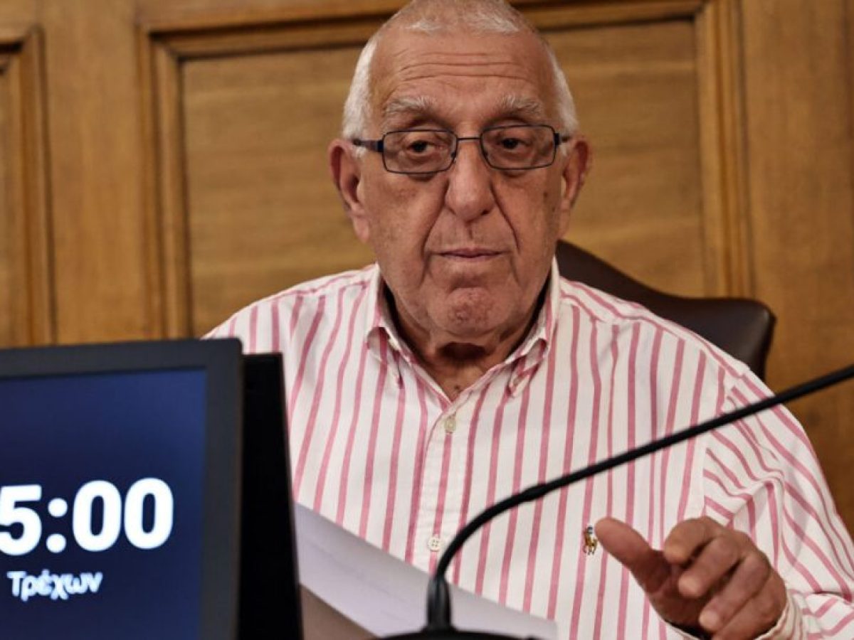 Κακλαμάνης απαντά για τις «δικογραφίες Τεμπών στο συρτάρι»: «Έχουν ανακοινωθεί και είναι στη διάθεση των βουλευτών»