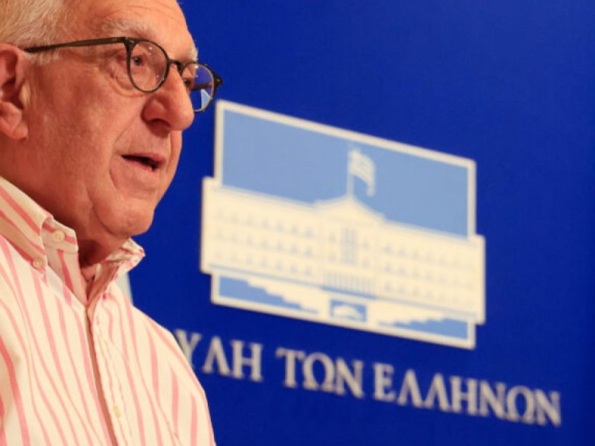 Κακλαμάνης για «ασημένιο Καραλή»: Μανόλο μην σταματάς να μας κάνει υπερήφανους