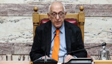 Κακλαμάνης για φωτογραφίες Καισαριανής: Μνημείο της νεότερης ιστορίας και οδηγός για τη συλλογική μας μνήμη