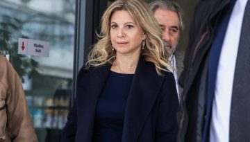 &Kappa;&alpha;&rho;&upsilon;&sigma;&tau;&iota;&alpha;&nu;&omicron;ύ &kappa;&alpha;&tau;ά Athens Alitheia Forum: &laquo;&Phi;&tau;ά&nu;&epsilon;&iota; &eta; &sigma;&upsilon;&sigma;&tau;&eta;&mu;&alpha;&tau;&iota;&kappa;ή &alpha;&pi;&alpha;&xi;ί&omega;&sigma;&eta; &tau;&eta;&sigmaf; &nu;&omicron;&eta;&mu;&omicron;&sigma;ύ&nu;&eta;&sigmaf; &mu;&alpha;&sigmaf;&raquo;