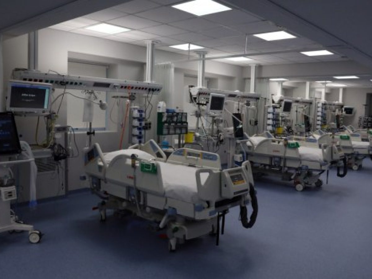 Καταγγελίες για τη λειτουργία της γραμμής 1566 – Όλα καλώς καμωμένα για τον Γεωργιάδη