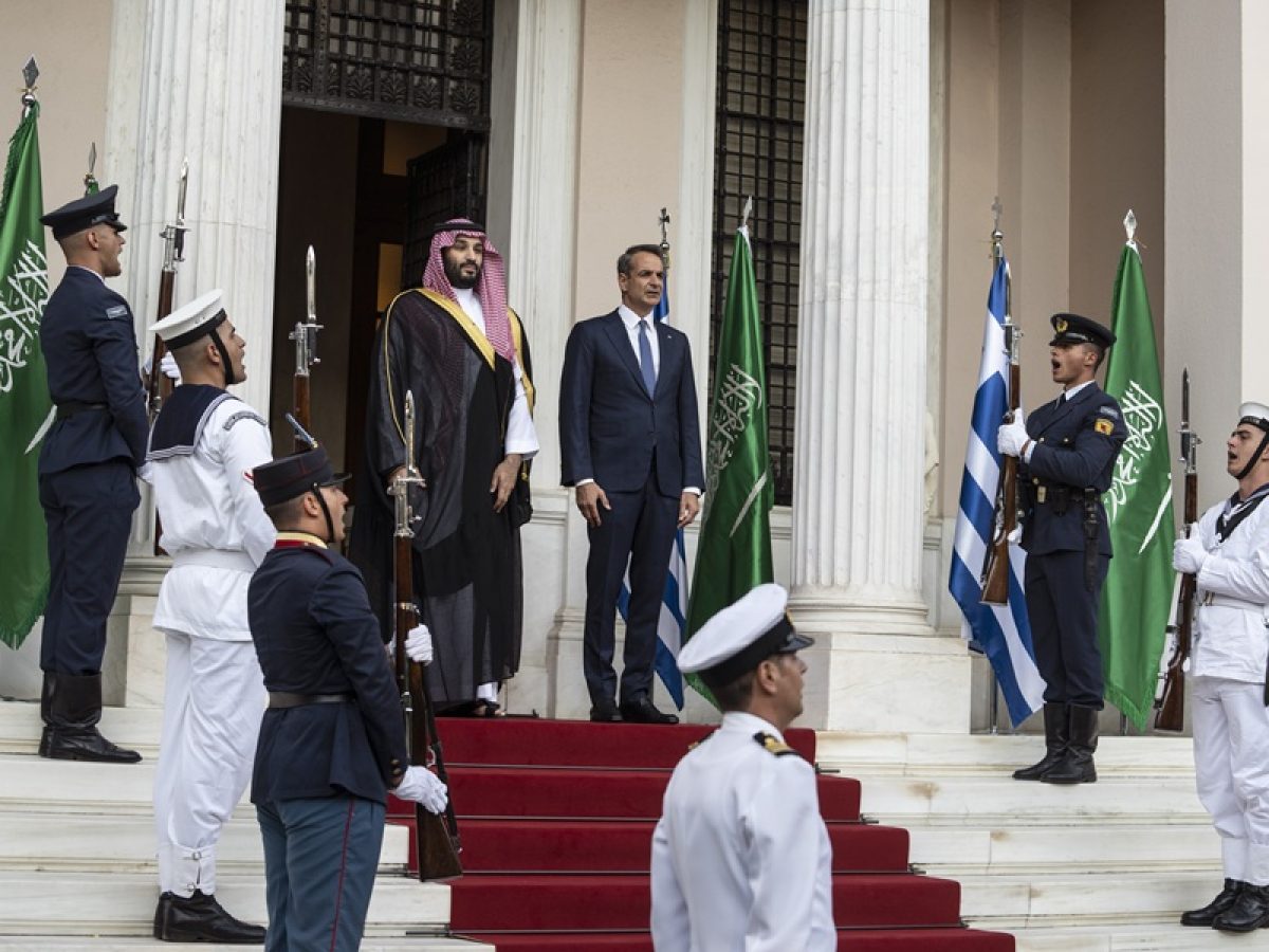 Κυριάκος Μητσοτάκης: Τηλεφωνική επικοινωνία με τον Μοχάμεντ Μπιν Σαλμάν για τις εξελίξεις στη Μέση Ανατολή