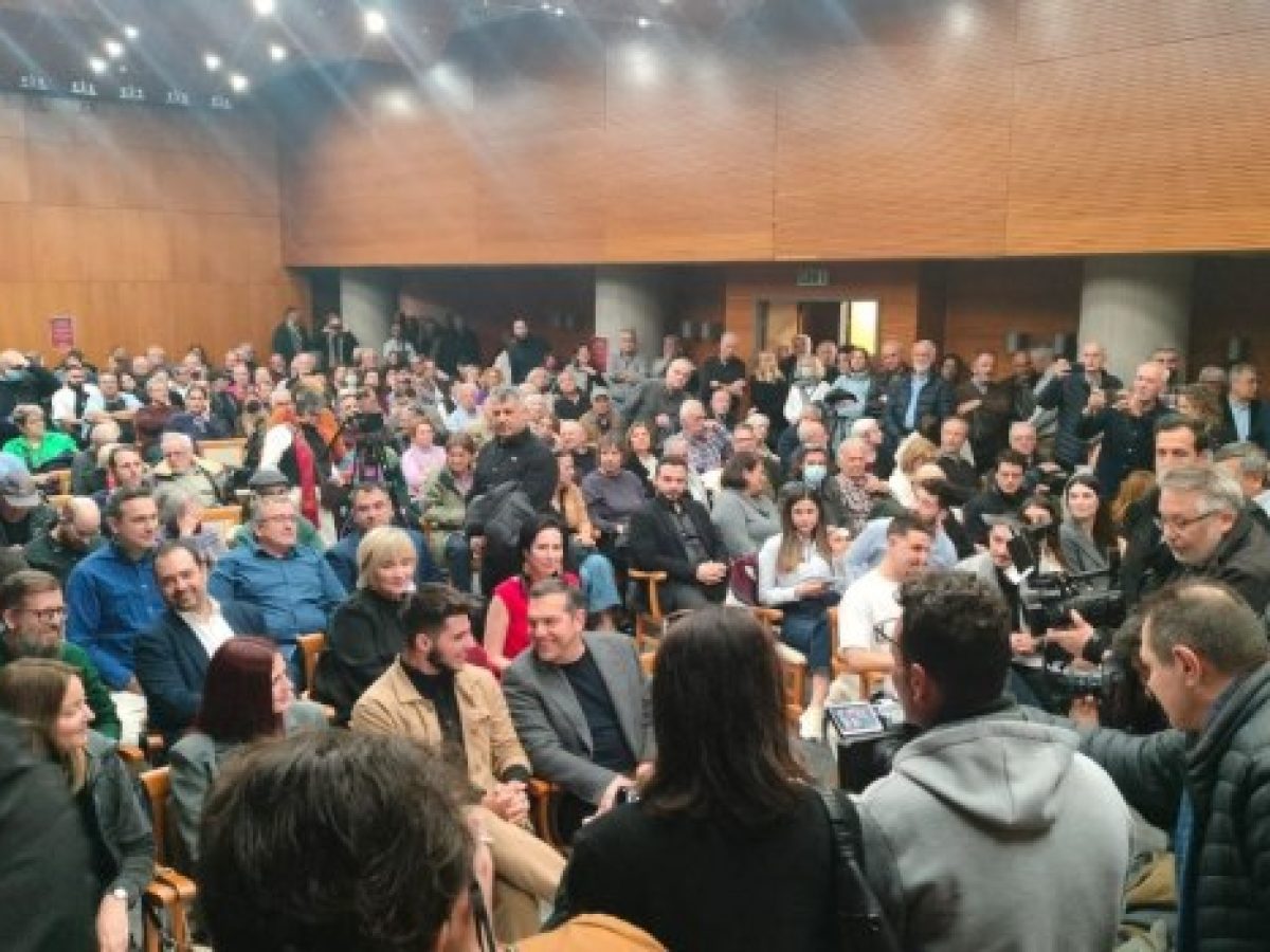 Κοσμοσυρροή στη Θεσσαλονίκη σε εκδήλωση υποστηρικτών του Αλέξη Τσίπρα