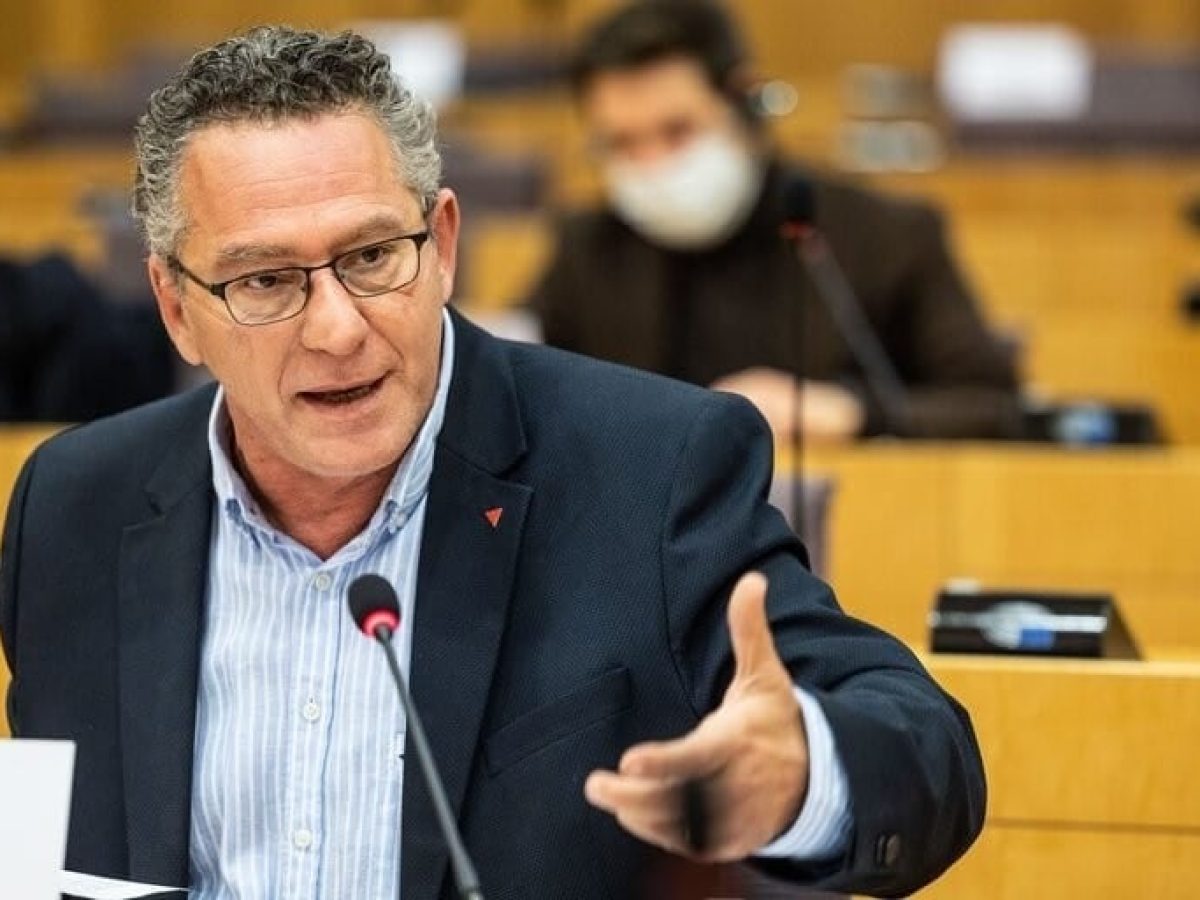 Κώστας Αρβανίτης για το Έγκλημα των Τεμπών: Τρία χρόνια συγκάλυψης – Ευχολόγια χωρίς απαντήσεις από την Κομισιόν