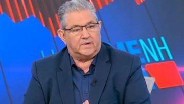 Κουτσούμπας: Η διέξοδος για τις γυναίκες βρίσκεται στη σύγκρουση με το σύστημα της εκμετάλλευσης και πολέμων