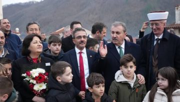«Κράτος εν κράτει» στη Θράκη! Η επίσκεψη Ντεστιτζί στον Εχίνο και τα ερωτήματα προς την Αθήνα