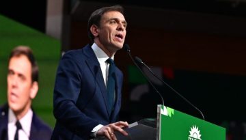 &Mu;ά&nu;&tau;&zeta;&omicron;&sigmaf; &sigma;&tau;&omicron; &Sigma;&upsilon;&nu;έ&delta;&rho;&iota;&omicron; &tau;&omicron;&upsilon; &Pi;&Alpha;&Sigma;&Omicron;&Kappa;: &laquo;&Delta;&epsilon;&nu; &pi;&rho;ό&kappa;&epsilon;&iota;&tau;&alpha;&iota; &nu;&alpha; &sigma;&upsilon;&gamma;&kappa;&upsilon;&beta;&epsilon;&rho;&nu;ή&sigma;&omicron;&upsilon;&mu;&epsilon; &mu;&epsilon; &tau;&eta; &Nu;.&Delta;.&raquo;