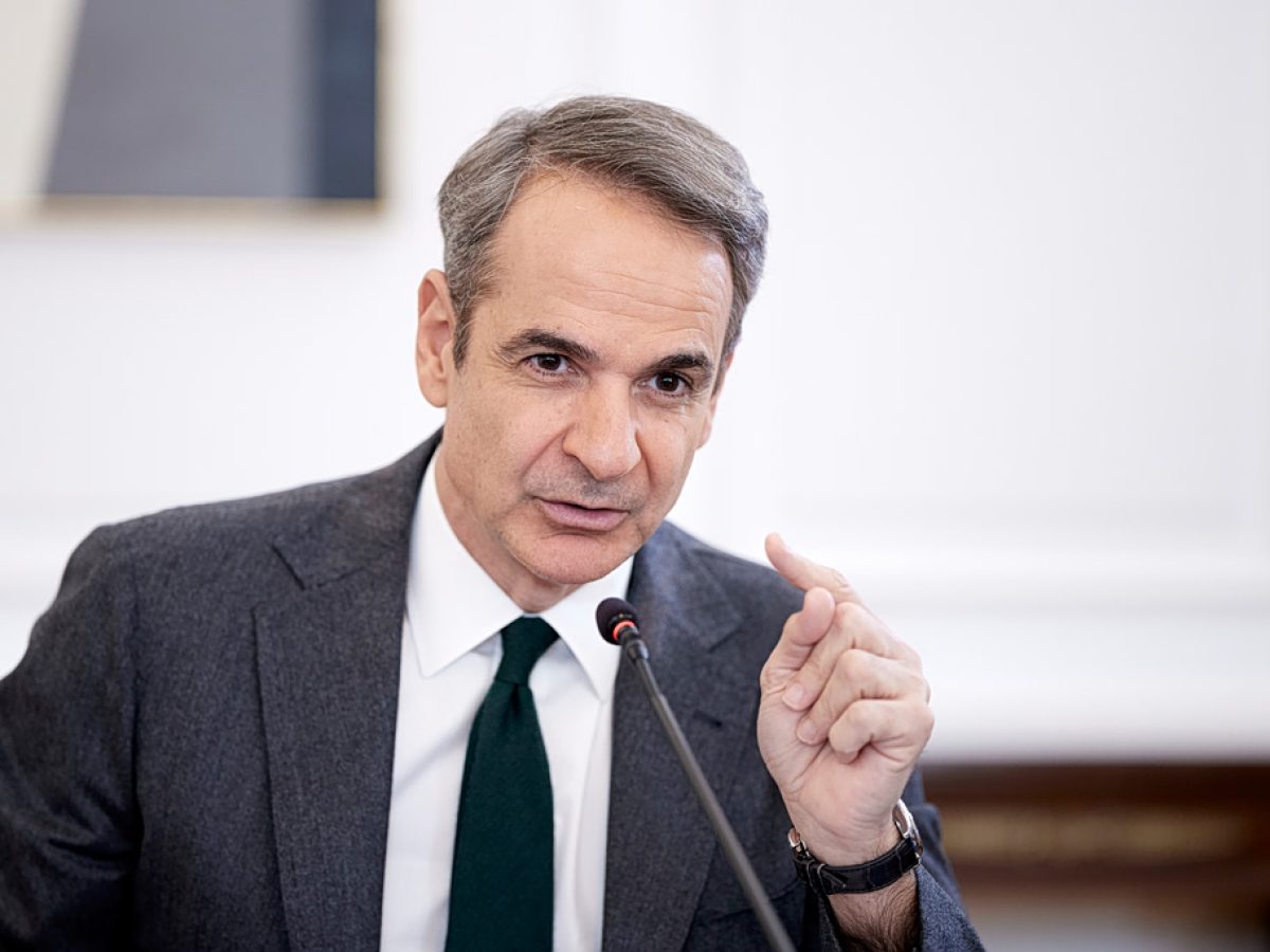 Μαξίμου: Βάζει στο τραπέζι τη μείωση έμμεσων φόρων «μόνο εάν…» – Η «ρήτρα», οι ευάλωτοι