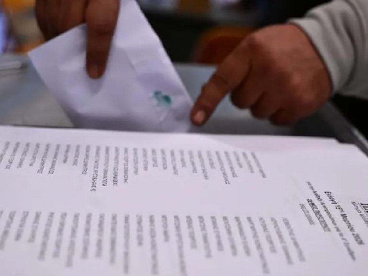 Μέχρι τις 20:00 παρατείνεται η ψηφοφορία εκλογής συνέδρων στο ΠΑΣΟΚ