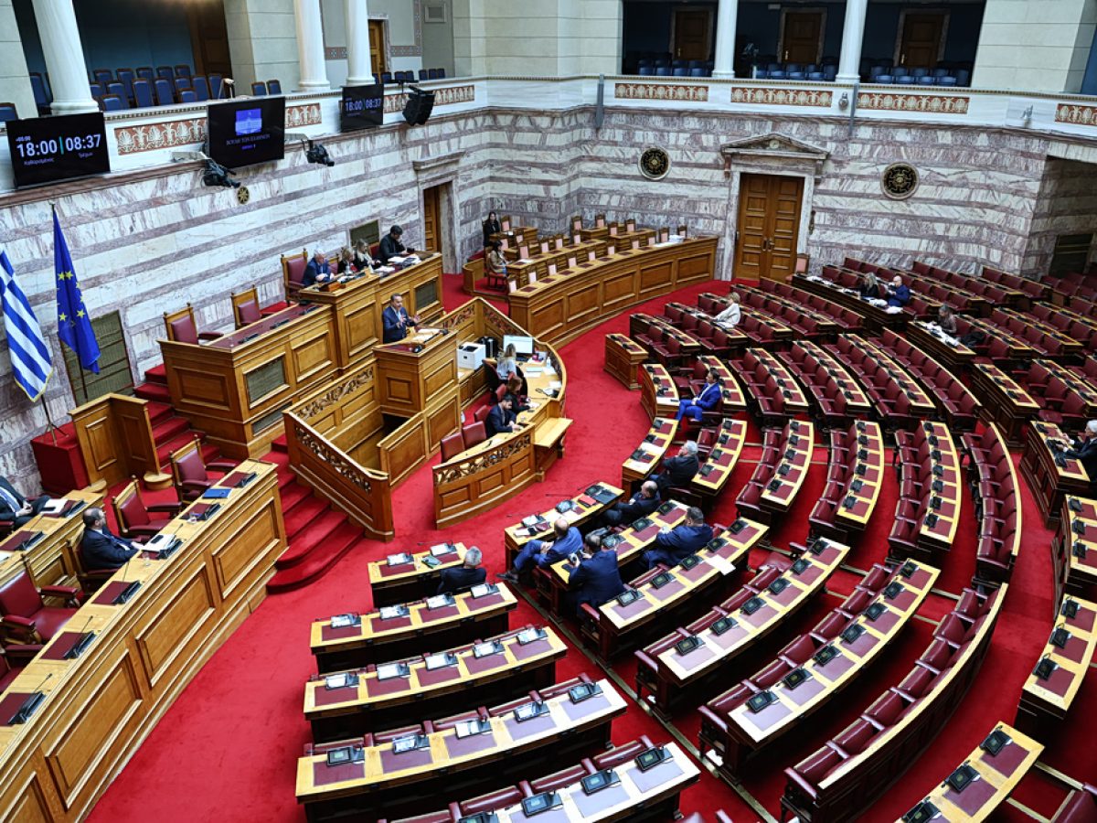 Μετά τον «κόφτη» στη Βουλή, μπλόκο σε βίντεο και φωτογραφίες