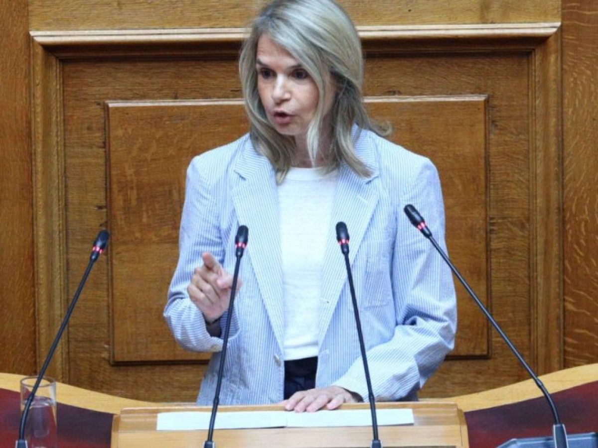 &Mu;&iota;&lambda;έ&nu;&alpha; &Alpha;&pi;&omicron;&sigma;&tau;&omicron;&lambda;ά&kappa;&eta;: &Kappa;&upsilon;&beta;&epsilon;&rho;&nu;&eta;&tau;&iota;&kappa;ή &pi;&rho;&omicron;&pi;&alpha;&gamma;ά&nu;&delta;&alpha; &kappa;&alpha;&iota; &delta;&iota;&alpha;&sigma;&tau;&rho;έ&beta;&lambda;&omega;&sigma;&eta; &tau;&omega;&nu; &delta;&eta;&lambda;ώ&sigma;&epsilon;ώ&nu; &mu;&omicron;&upsilon;
