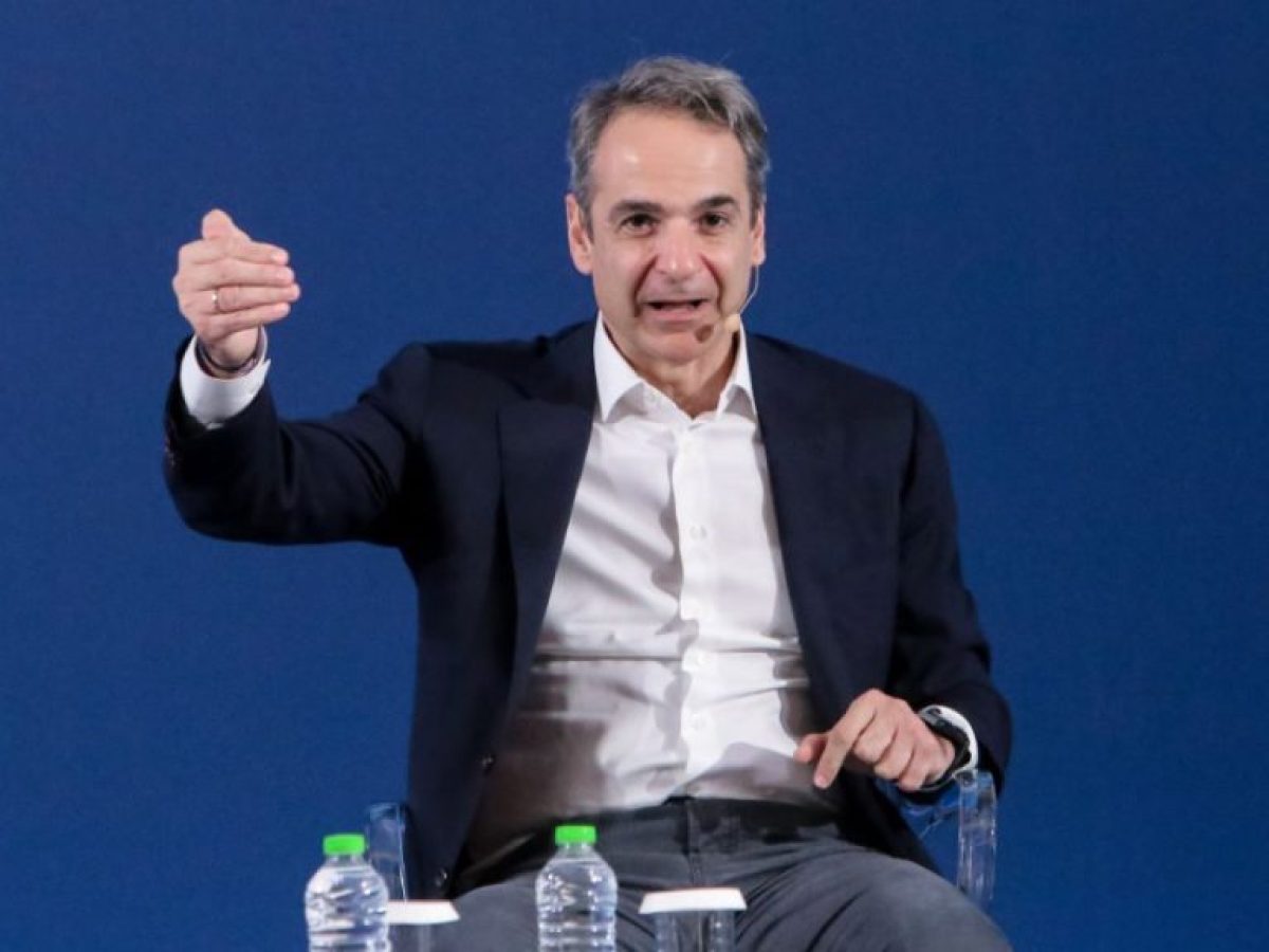 Μητσοτάκης από Λάρισα: Ισχυρή δυνατή οικονομία, δυνατή Ελλάδα, δυνατή ΝΔ, το τρίπτυχο για τις εκλογές