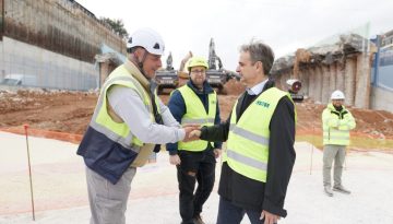 Μητσοτάκης: Επισκέφθηκε εργοτάξιο του Fly Over στη Θεσσαλονίκη – «Θα μας βλέπετε συχνά εδώ»
