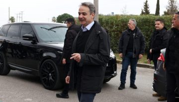 &Mu;&eta;&tau;&sigma;&omicron;&tau;ά&kappa;&eta;&sigmaf; &gamma;&iota;&alpha; Flyover: &laquo;&Omicron;&iota; &Theta;&epsilon;&sigma;&sigma;&alpha;&lambda;&omicron;&nu;&iota;&kappa;&epsilon;ί&sigmaf; &theta;&alpha; &pi;&omicron;&upsilon;&nu; &chi;&alpha;&lambda;ά&lambda;&iota;, ά&xi;&iota;&zeta;&epsilon; &eta; &tau;&alpha;&lambda;&alpha;&iota;&pi;&omega;&rho;ί&alpha;&raquo;