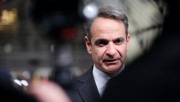 &Mu;&eta;&tau;&sigma;&omicron;&tau;ά&kappa;&eta;&sigmaf;: &Mu;&epsilon; &tau;&eta; &nu;έ&alpha; &sigma;&upsilon;&lambda;&lambda;&omicron;&gamma;&iota;&kappa;ή &sigma;ύ&mu;&beta;&alpha;&sigma;&eta; &epsilon;&rho;&gamma;&alpha;&sigma;ί&alpha;&sigmaf; &sigma;&tau;&eta;&rho;ί&zeta;&omicron;&upsilon;&mu;&epsilon; έ&mu;&pi;&rho;&alpha;&kappa;&tau;&alpha; &tau;&omicron;&upsilon;&sigmaf; &epsilon;&rho;&gamma;&alpha;&zeta;ό&mu;&epsilon;&nu;&omicron;&upsilon;&sigmaf; &sigma;&tau;&omicron; &chi;ώ&rho;&omicron; &tau;&eta;&sigmaf; &epsilon;&sigma;&tau;ί&alpha;&sigma;&eta;&sigmaf;