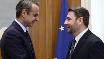 &Mu;&eta;&tau;&sigma;&omicron;&tau;ά&kappa;&eta;&sigmaf; &sigma;&epsilon; &Alpha;&nu;&delta;&rho;&omicron;&upsilon;&lambda;ά&kappa;&eta;: &Eta; &kappa;&alpha;&rho;&delta;&iota;ά &mu;&alpha;&sigmaf; &beta;&rho;ί&sigma;&kappa;&epsilon;&tau;&alpha;&iota; &sigma;&tau;&eta;&nu; &Kappa;ύ&pi;&rho;&omicron;