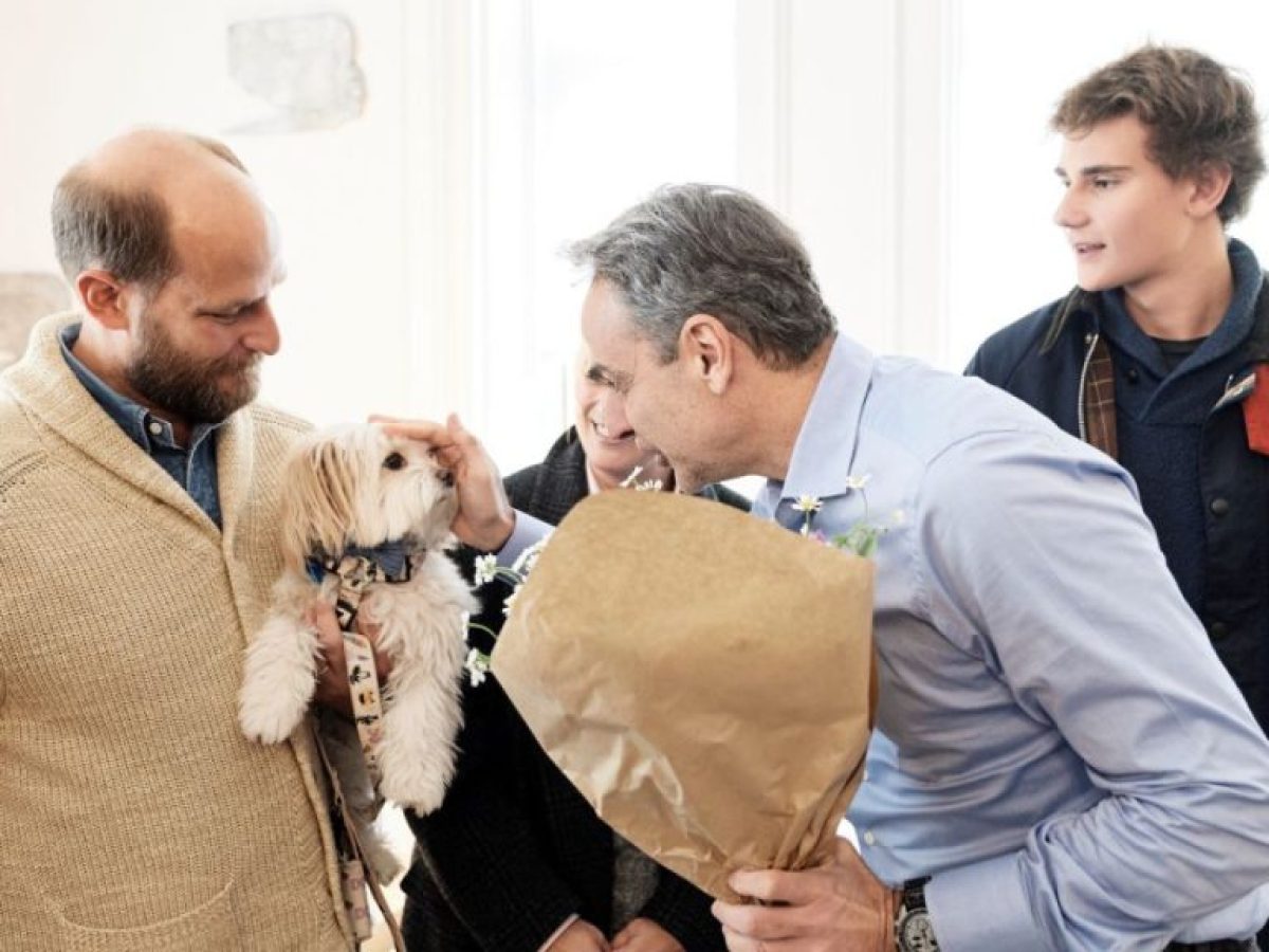 Μητσοτάκης σε επαναπατρισθέντες: Ως άνθρωπος με ζώα δεν φαντάζομαι πώς μπορεί να φύγει κανείς χωρίς τα ζώα του