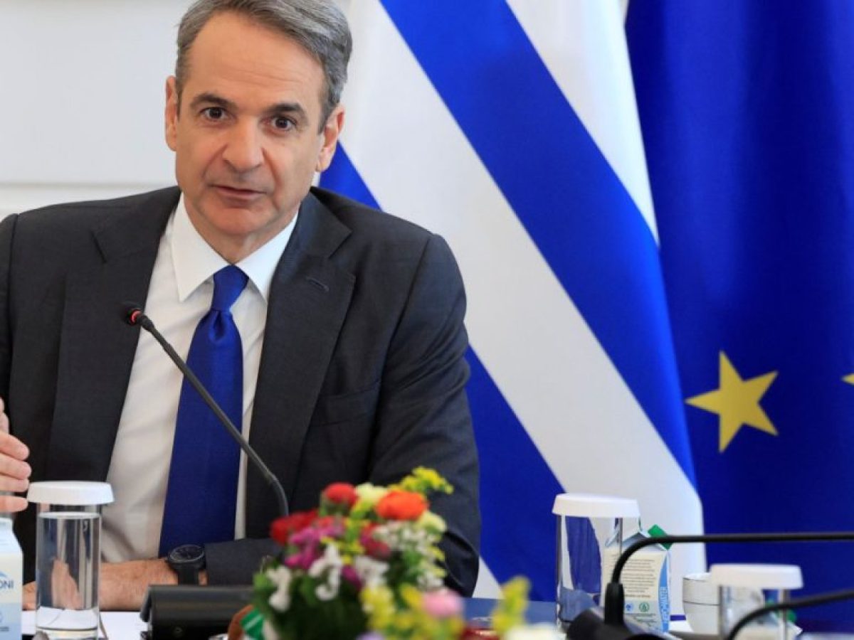 Μητσοτάκης: Στόχος να φτάσει ο κατώτατος μισθός στα 959 ευρώ έως το 2027 – Κρατάμε εφεδρείες εάν επιδεινωθεί η οικονομική