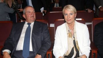 Νατάσα Παζαΐτη για Κώστα Καραμανλή: Με ξεκουράζει η αγκαλιά και το χιούμορ του