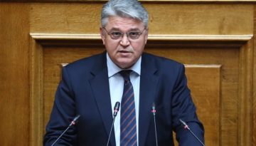 Νατσιός: «Έπρεπε να ξεσπάσει ο πόλεμος στο Ιράν για να επαναφέρετε το Ενιαίο Αμυντικό Δόγμα»