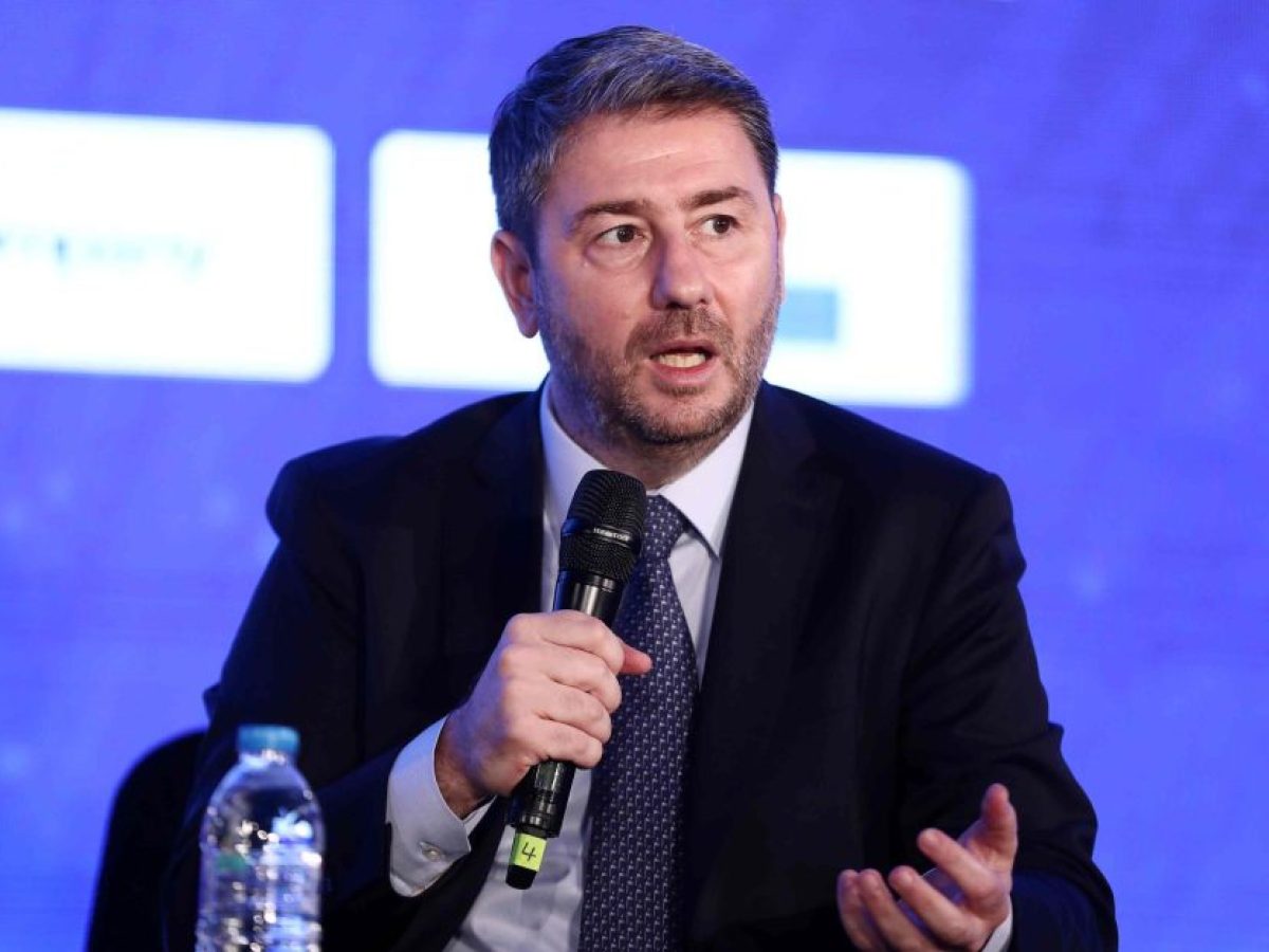 &Nu;ί&kappa;&omicron;&sigmaf; &Alpha;&nu;&delta;&rho;&omicron;&upsilon;&lambda;ά&kappa;&eta;&sigmaf;: &Pi;&omicron;&lambda;&iota;&tau;&iota;&kappa;ή &alpha;&lambda;&lambda;&alpha;&gamma;ή &sigma;&eta;&mu;&alpha;ί&nu;&epsilon;&iota; &sigma;&tau;&rho;&alpha;&tau;&eta;&gamma;&iota;&kappa;ή ή&tau;&tau;&alpha; &tau;&eta;&sigmaf; &Nu;έ&alpha;&sigmaf; &Delta;&eta;&mu;&omicron;&kappa;&rho;&alpha;&tau;ί&alpha;&sigmaf;