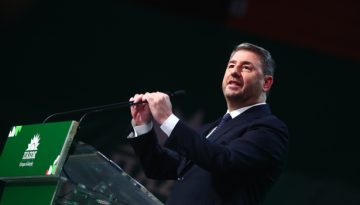 &Nu;ί&kappa;&omicron;&sigmaf; &Alpha;&nu;&delta;&rho;&omicron;&upsilon;&lambda;ά&kappa;&eta;&sigmaf;: &Tau;&omicron; &nu;έ&omicron; &beta;ί&nu;&tau;&epsilon;&omicron; &sigma;&tau;&omicron; TikTok &mu;&alpha;&sigmaf; &lambda;ύ&nu;&epsilon;&iota; &pi;&omicron;&lambda;&lambda;έ&sigmaf; &alpha;&pi;&omicron;&rho;ί&epsilon;&sigmaf;