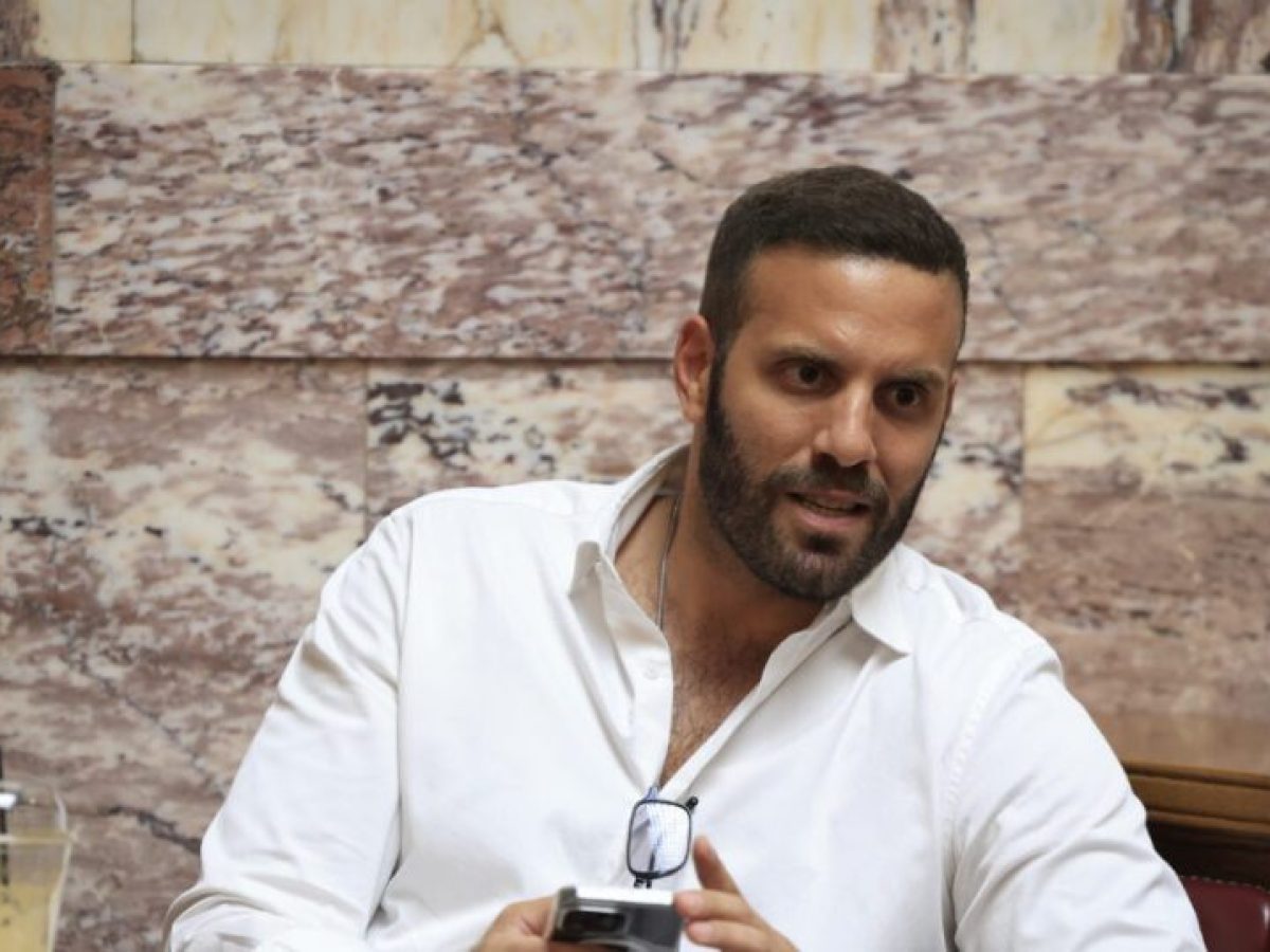 Νίκος Παππάς: Το Ευρωκοινοβούλιο ήρε την ασυλία του για δηλώσεις σε βάρος του Βαγγέλη Περρή