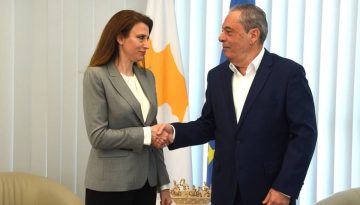 Νίνα Κασιμάτη: Συνάντηση με τον Υπουργό Άμυνας της Κύπρου