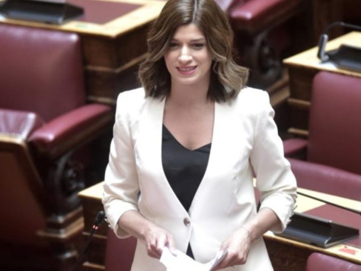 Νοτοπούλου: «Η κραυγή των γονέων παιδιών με αναπηρία δεν μπορεί να μην ακούγεται»