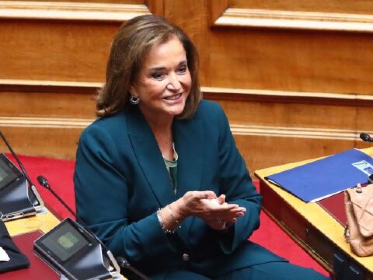 Ντόρα Mπακογιάννη: Στο Μπακού για το σημαντικότερο φόρουμ πολιτικής της Κεντρικής Ασίας